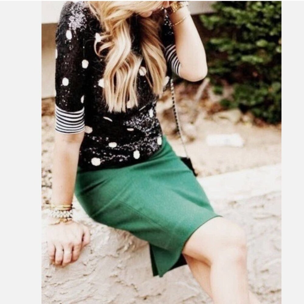 J CREW 28614 Short Sleeve Sequin Embellished Top T-Shirt Polka Dot Tee Black M - Picture 8 of 8